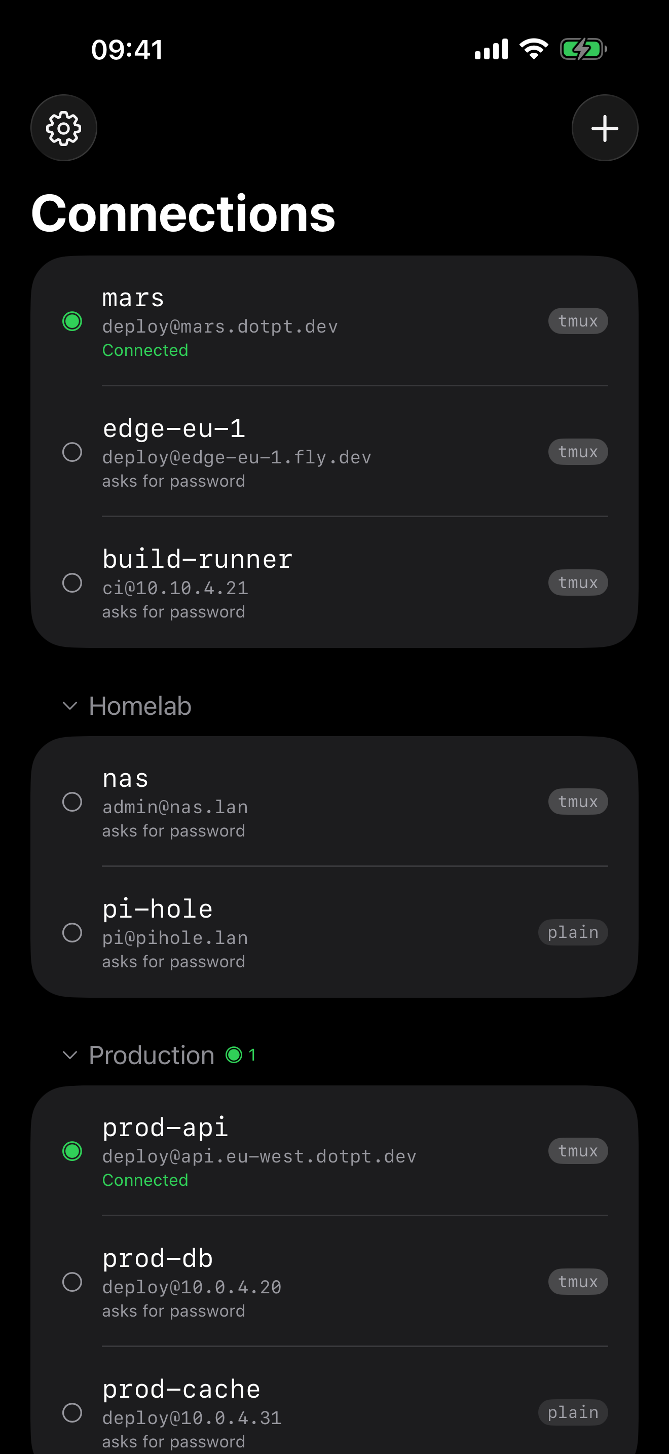 The dotMux connections list on iPhone, with hosts grouped into Homelab and Production folders and green dots marking the two that are connected.